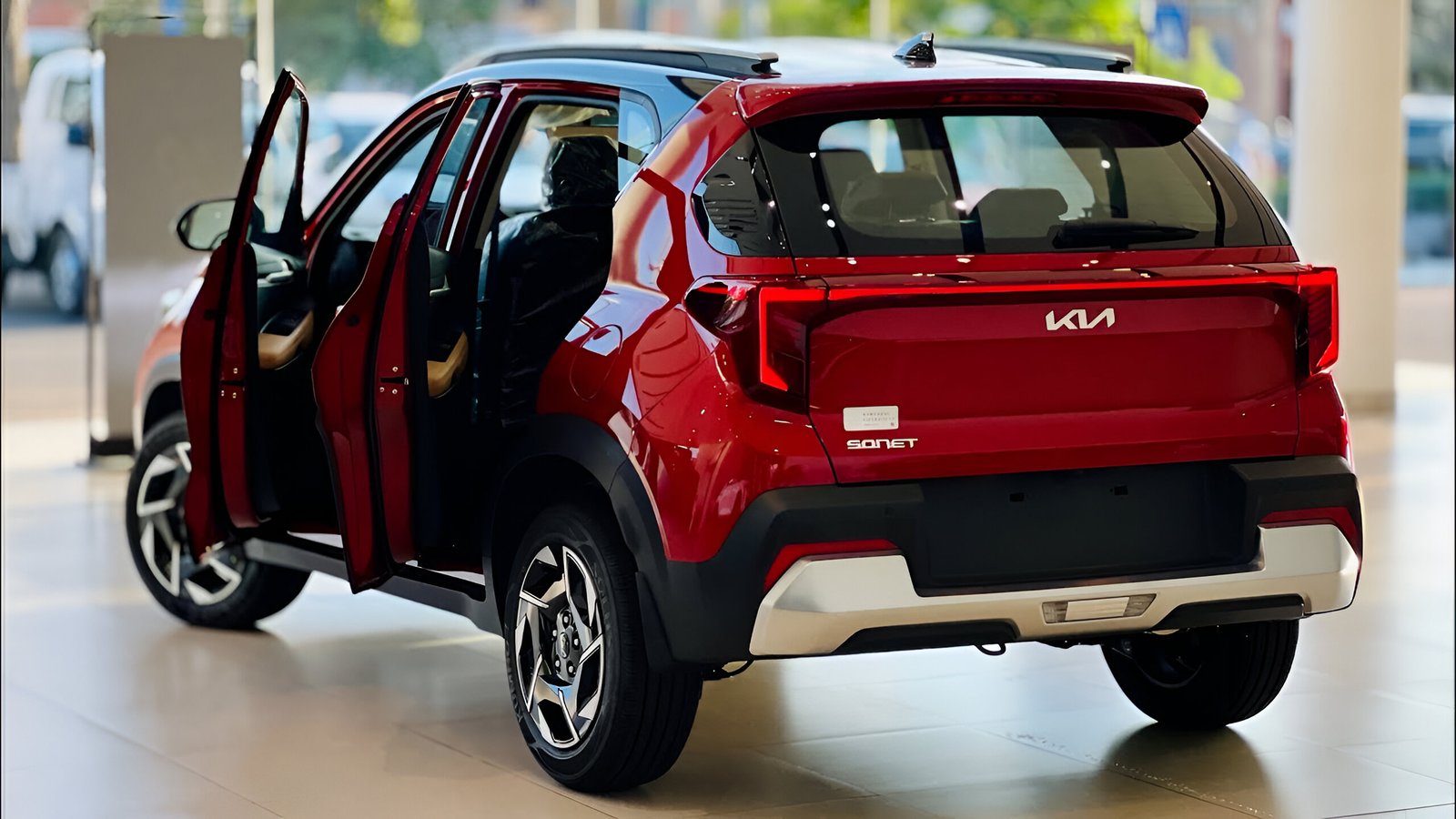 A New Car Kia Sonet has Arrived In the Market, Equipped with Advanced Features Like Sunroof, 6 Airbags and 360-Degree Camera